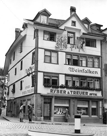 akmetzg1xx.jpg